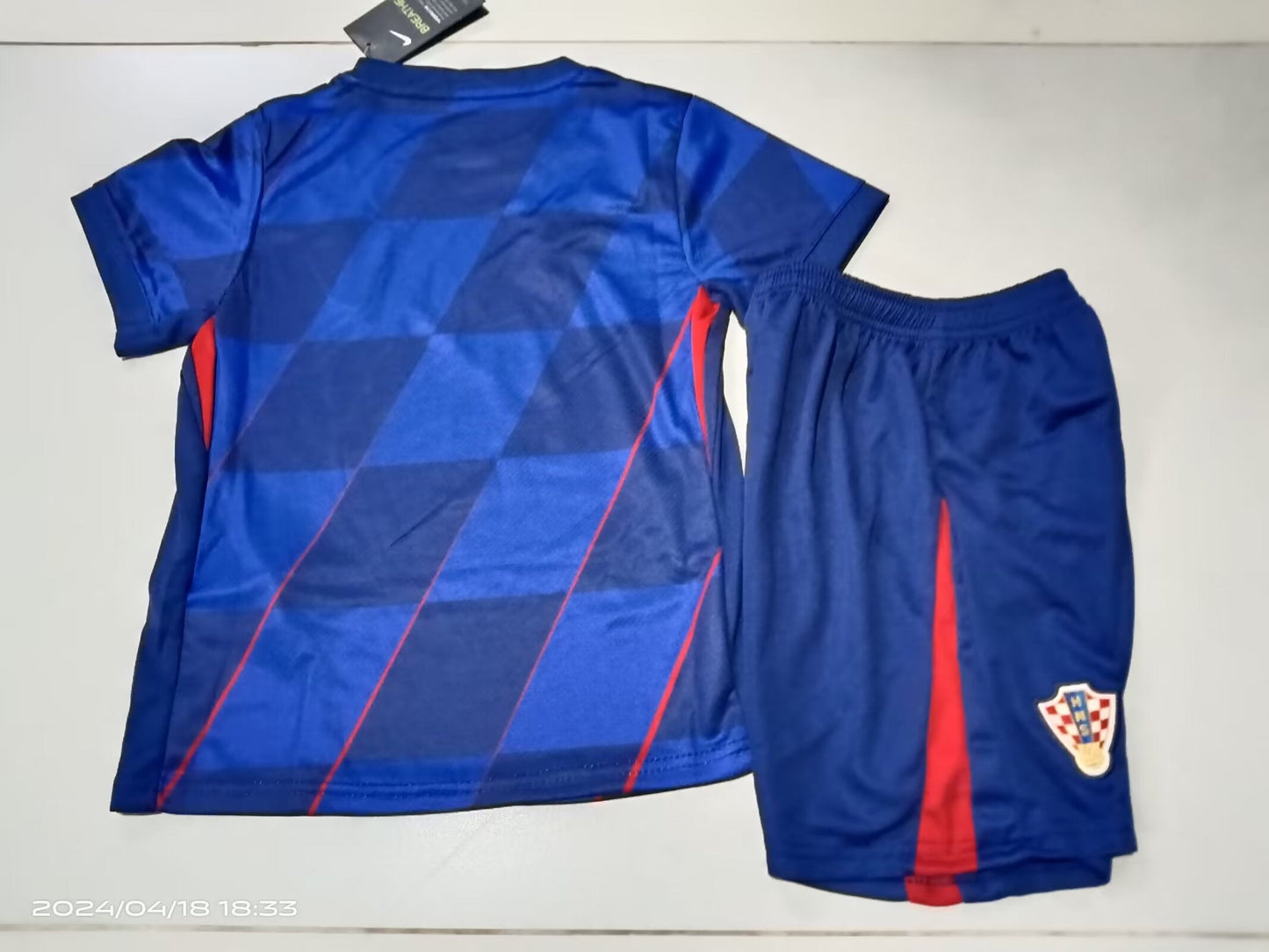 Kids  kit Croatia away 24/25