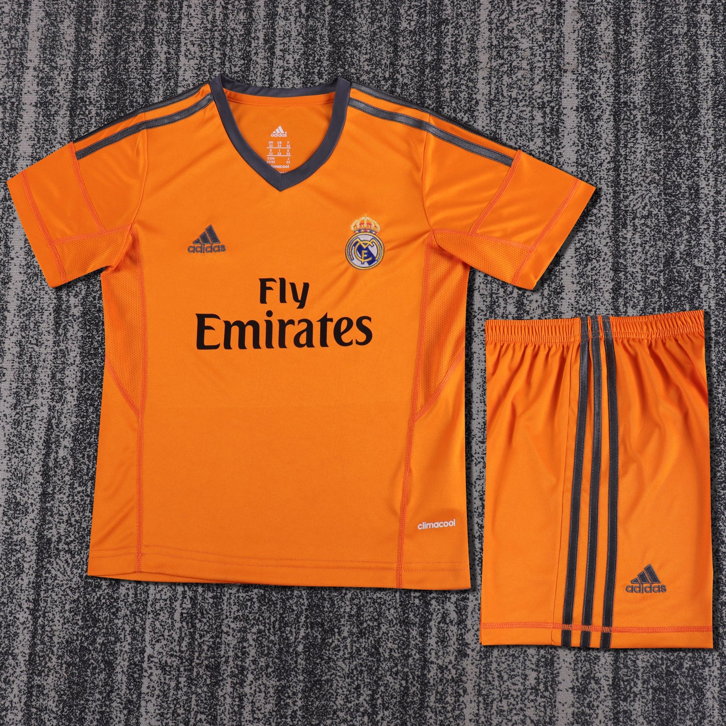 Retro Kids Kit  Real Madrid Second away