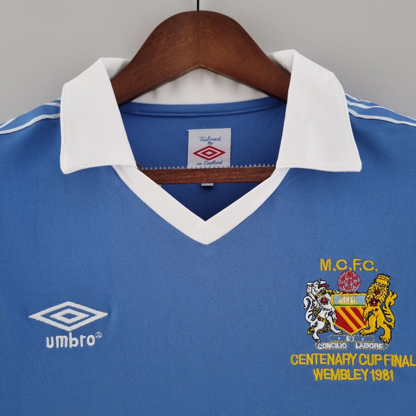 Retro Manchester City 81/82 home T-shirt