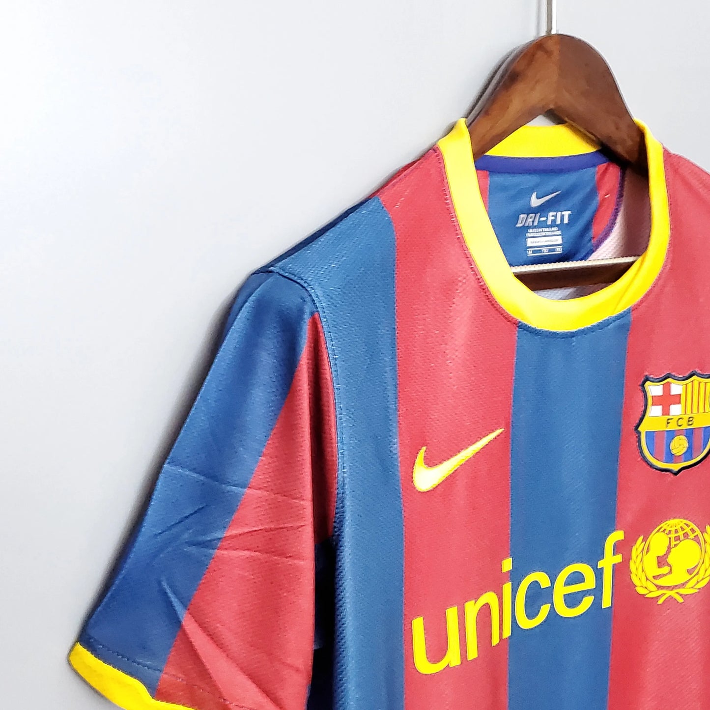 Retro Barcelona 2010/2011 home