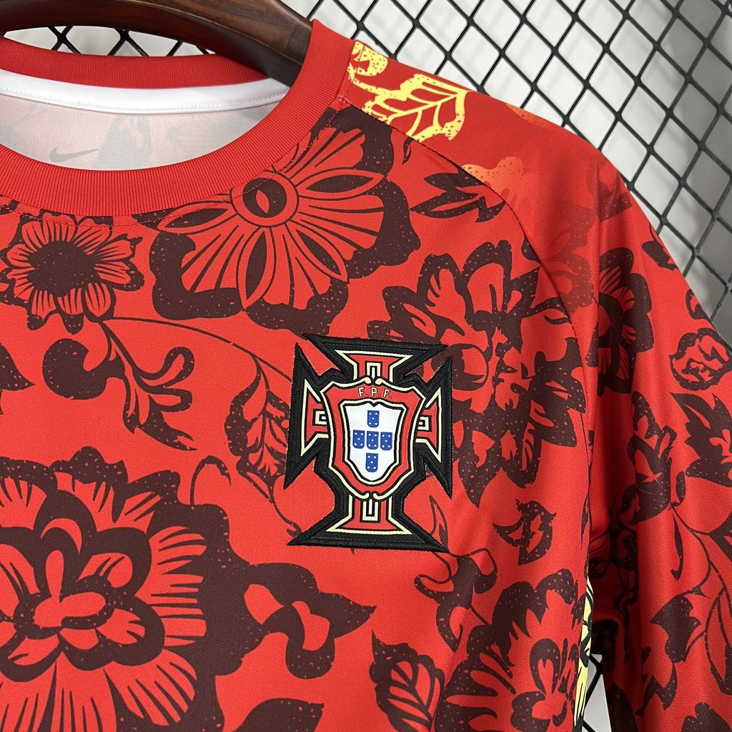 Portugal Red Flower 24/25 T-shirt