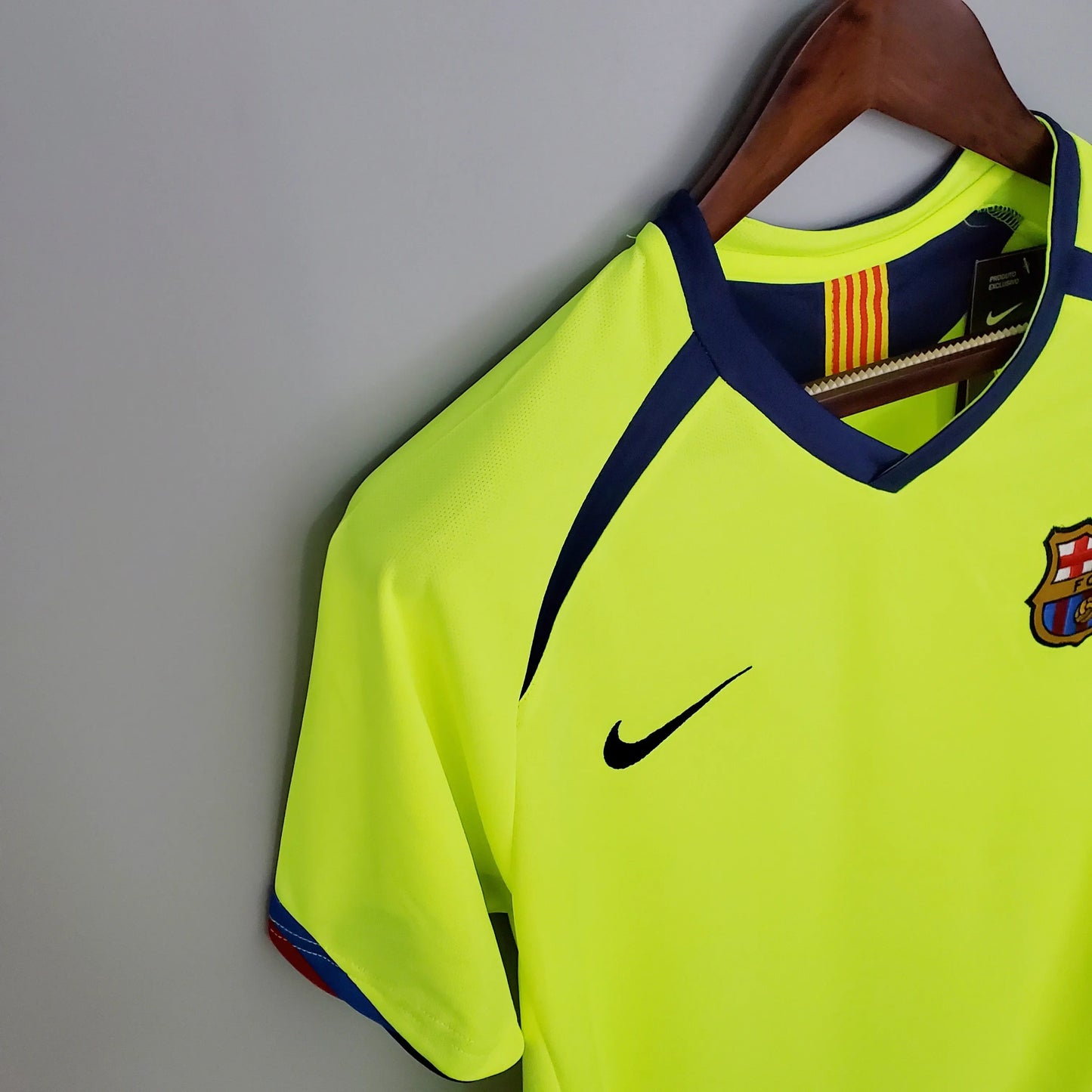 Retro Barcelona away 2005/2006