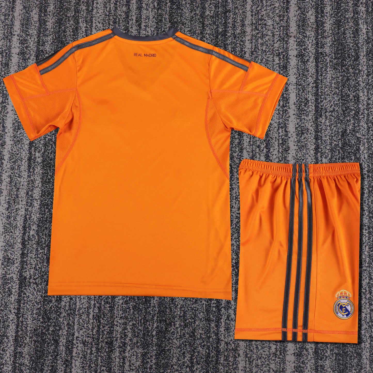 Retro Kids Kit  Real Madrid Second away