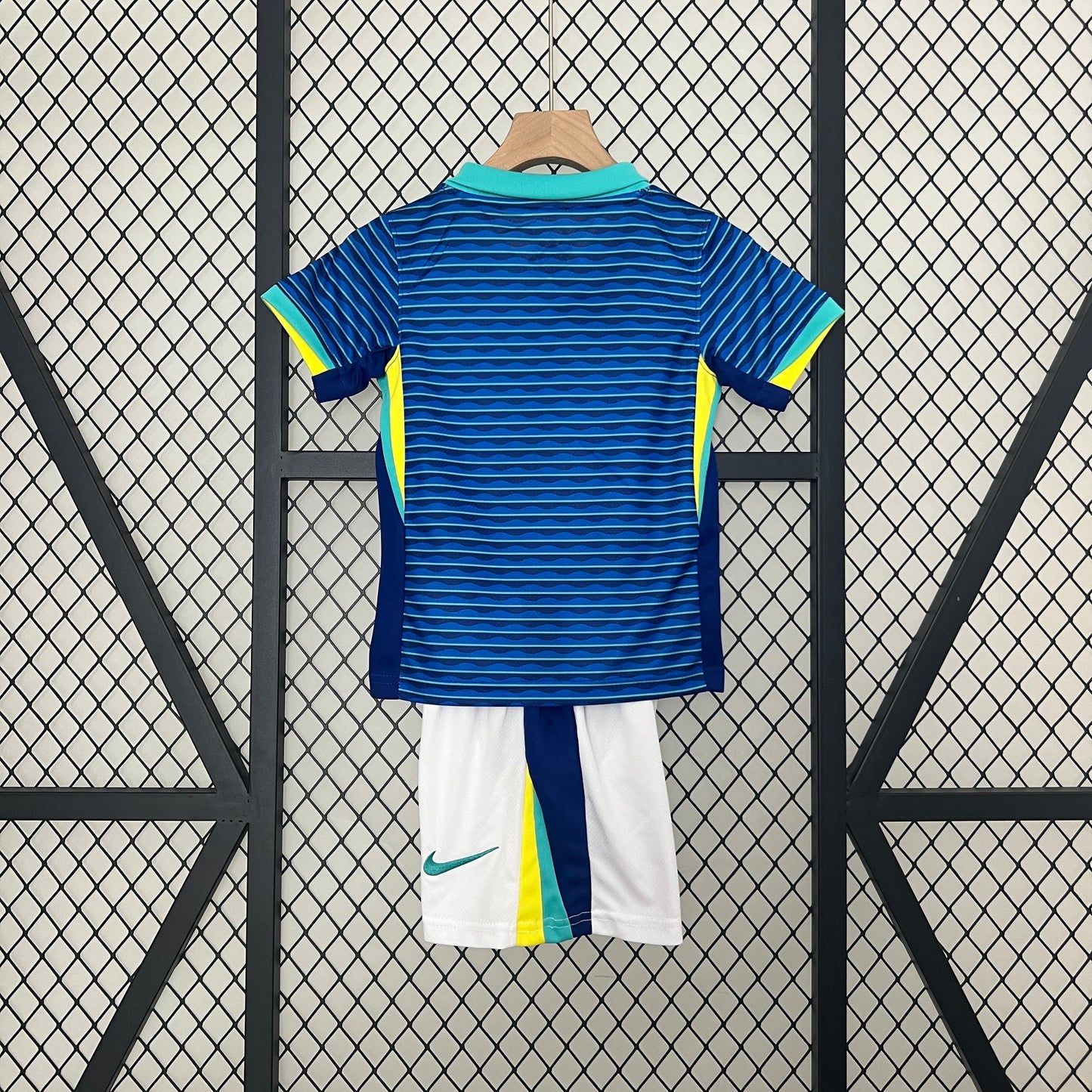 Kids kit Brazil away24/25